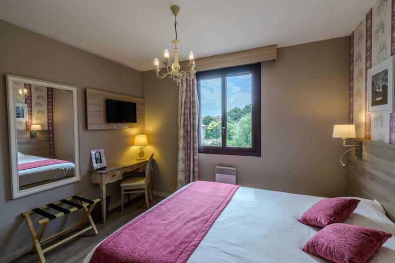 Hôtel l'Aragon à 50m de la cité de Carcassonne, Carcassonne, Francia