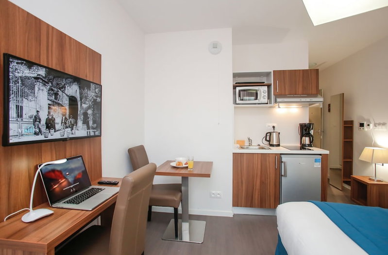 Odalys City Campus Apartment Hotel - Metz Centre, Metz, France