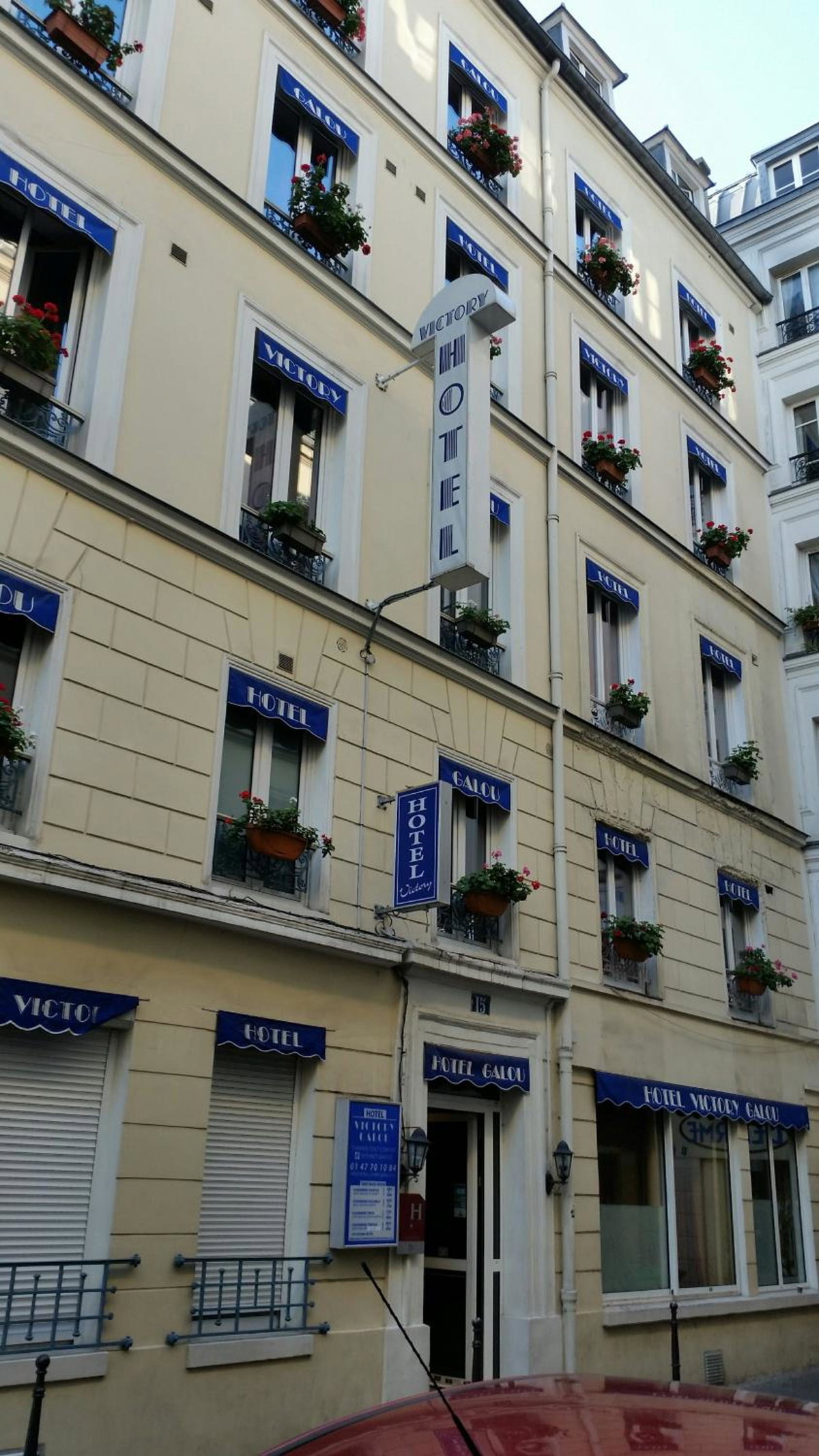 Отель · Victory Hotel Galou, Paris