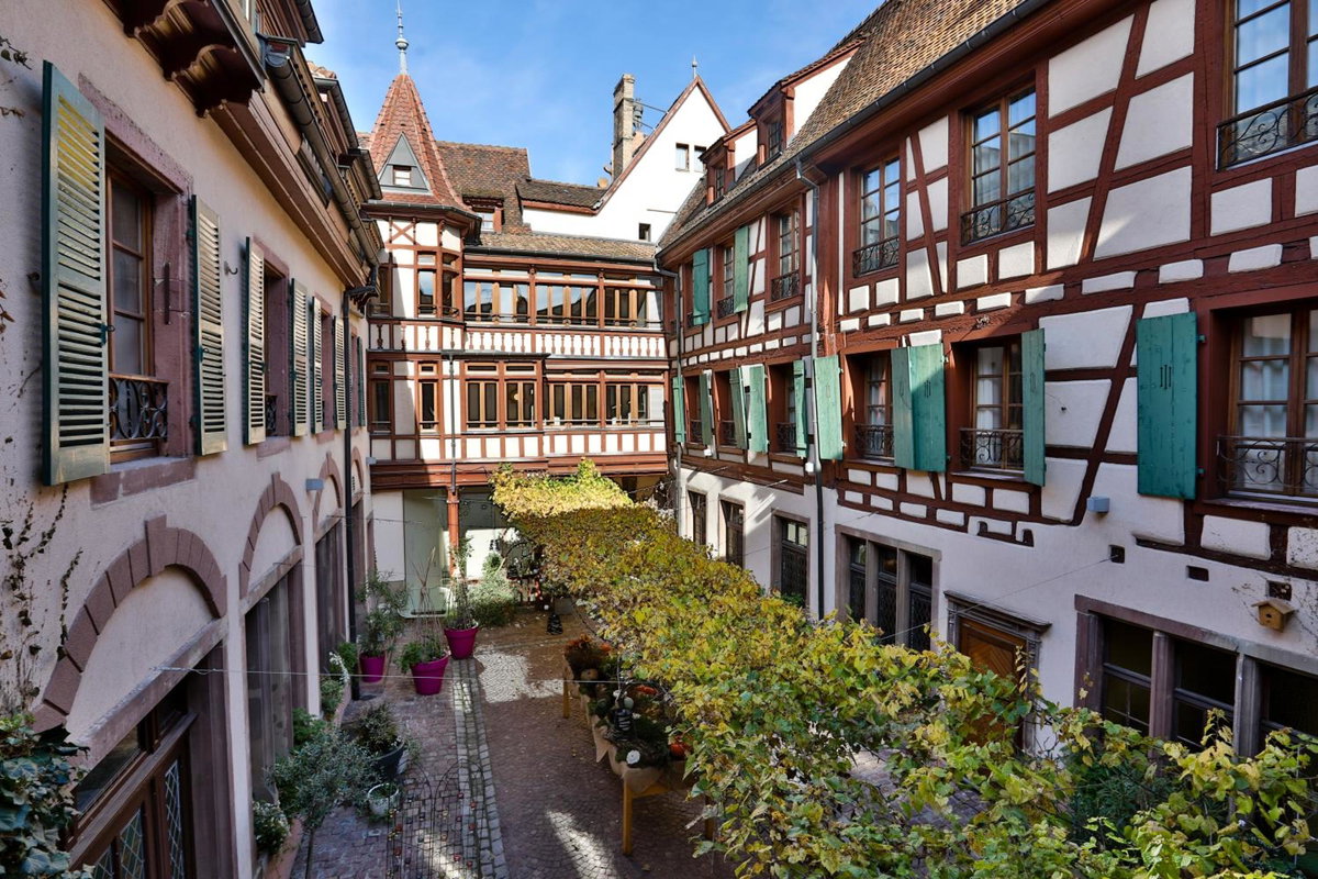 Relais & Châteaux La Maison Des Têtes, France