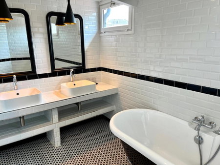 Hotel Le Cardinal Rueil Centre, Rueil-Malmaison, Francia