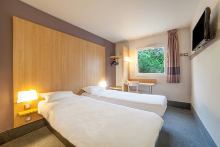 B&B HOTEL Brive-la-Gaillarde, Ussac, France