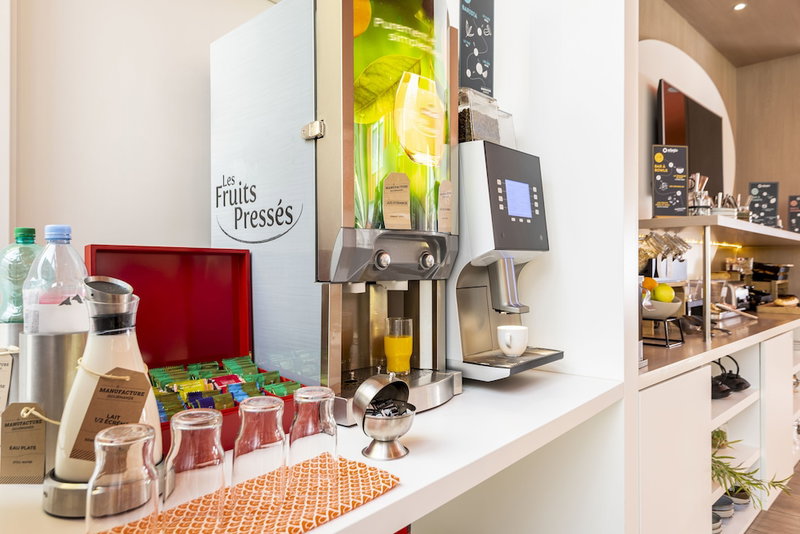 Aparthotel Adagio Access Paris Massy Gare TGV, Massy, Франция