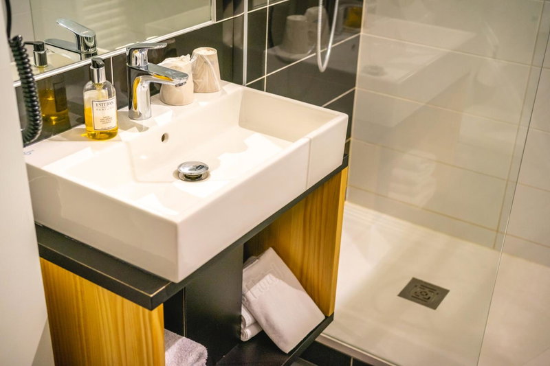 Best Western Bridge Hotel Lyon East, Jons, France