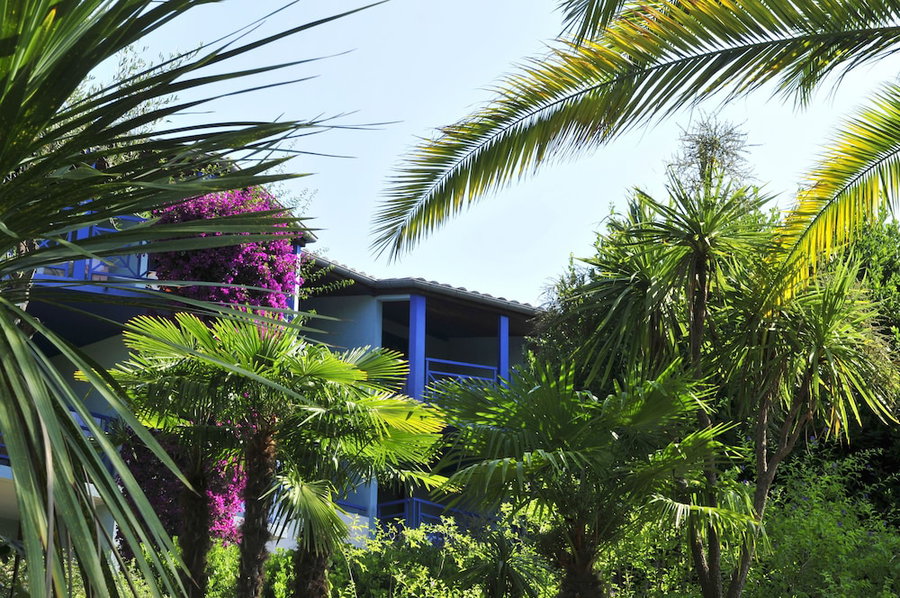 Aec Village Vacances - Les Cèdres, Grasse, France