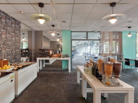 B&B HOTEL Cergy Port 4 étoiles, Cergy, Франция