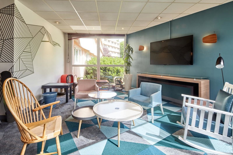 B&B HOTEL Cergy Port 4 étoiles, Cergy, Франция