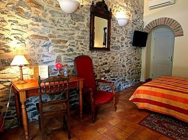 Le Clos des Arts, Les Mages, France