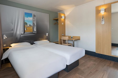 B&B HOTEL Auray Carnac, Auray, France