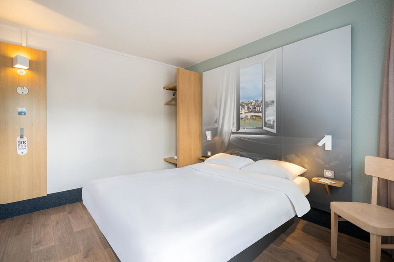 B&B HOTEL Auray Carnac, Auray, France