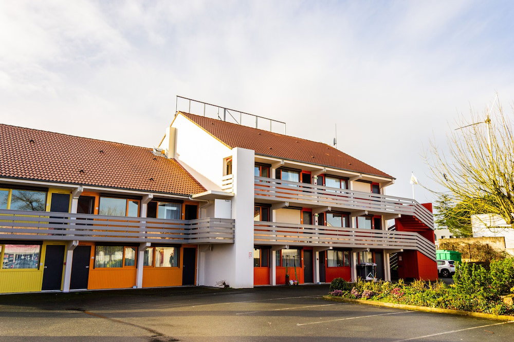 Hotel · Hotel Initial by Balladins La Roche-sur-Yon, La Roche-sur-Yon