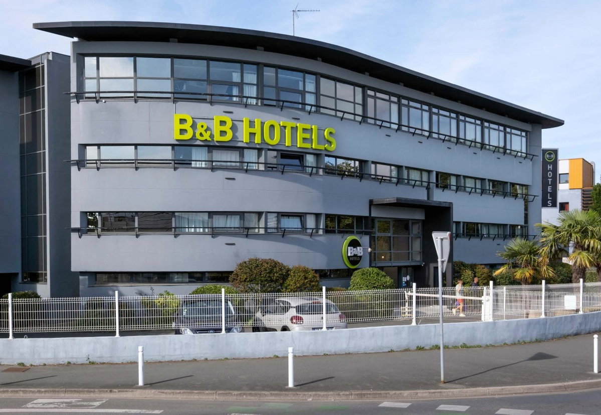 Отель · B&B HOTEL La Rochelle Centre Les Minimes, La Rochelle