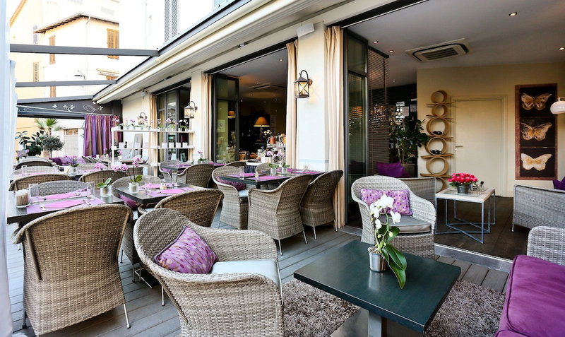 La Place, Antibes, Frankreich