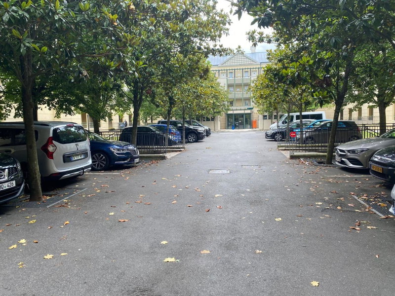 1 bedroom Gare Luxembourg, Serris, Francia