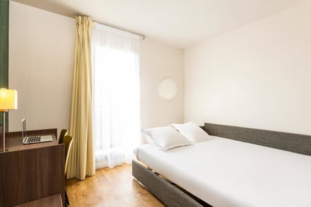 Aparthotel Adagio Access Carrières Sous Poissy, Carrières-sous-Poissy, France