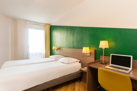 Aparthotel Adagio Access Carrières Sous Poissy, Carrières-sous-Poissy, France