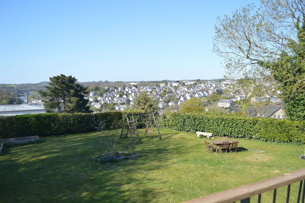 Hotel · La Passerelle Morlaix, Morlaix