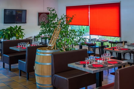 Logis Hôtel Noemys Brive - Restaurant Le Teinchurier, Brive-la-Gaillarde, France