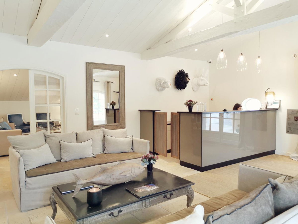 Le Clos Saint-Martin Hôtel & Spa, Francia