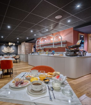 Brit Hotel Les Voyageurs, Loudéac, France