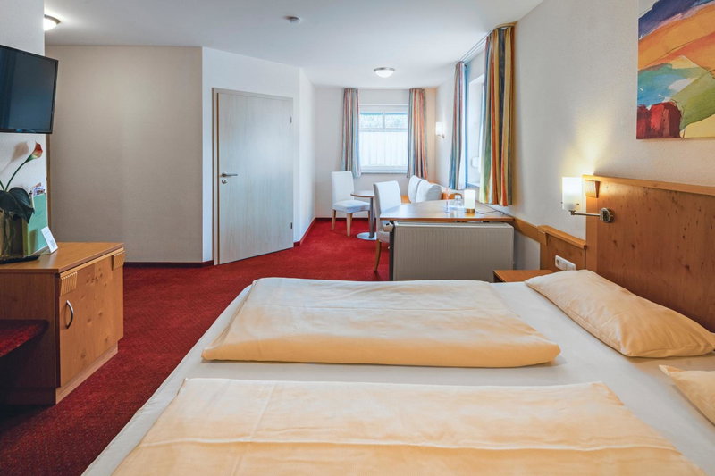Hotel Pension Futterknecht, Burgau, Germany