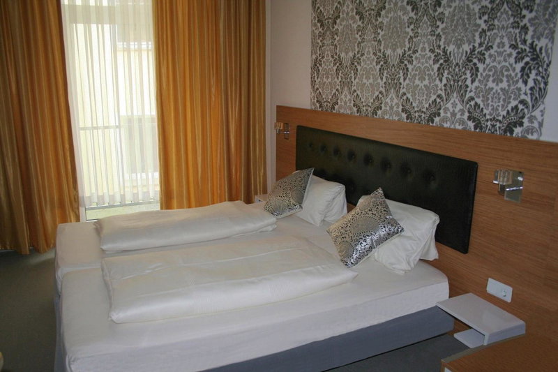 Hotel Drei Kronen, Dortmund, Alemania