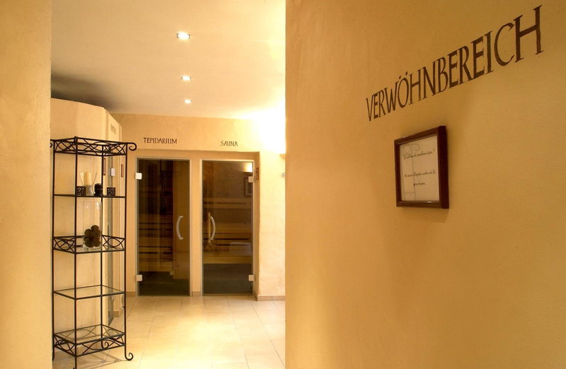 WAGNERS Hotel Greifen-Post, Feuchtwangen, Germany