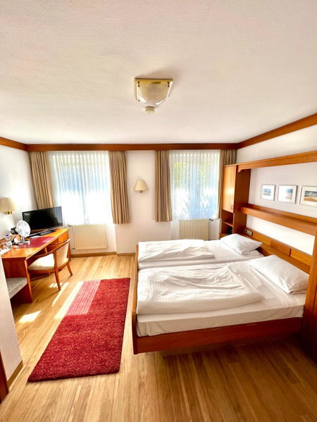 Hotel Krone Neuenburg, Neuenburg am Rhein, Germany