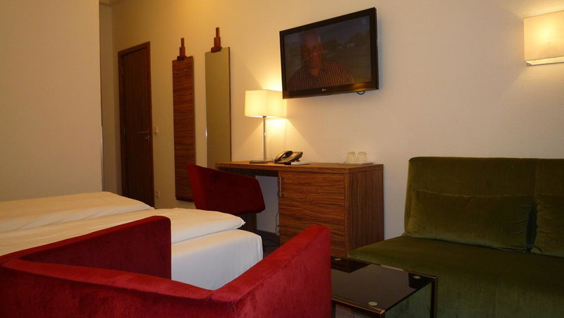 Hotel Cristall - Frankfurt City, Frankfurt/Main, Alemania