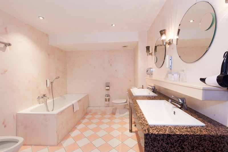 Romantik Hotel Johanniter-Kreuz, Überlingen, Germany