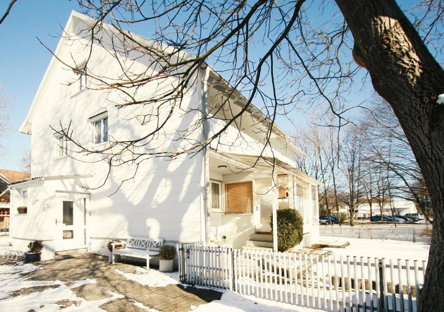 ARRIVEL Pension Haus am Bach, Allershausen, Germany