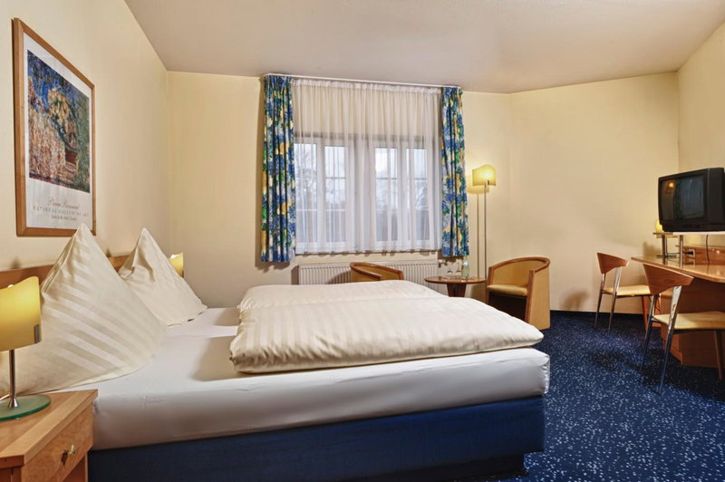 Hotel Schloss Schweinsburg, Neukirchen-Pleiße, Germany