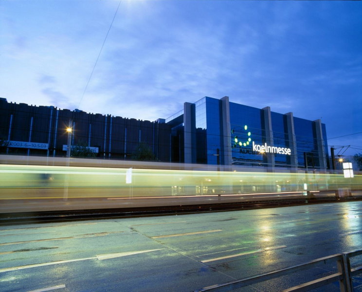 Hotel Alt Deutz City-Messe-Arena KONTAKTLOSER SELF CHECK-IN, Cologne, Deutschland