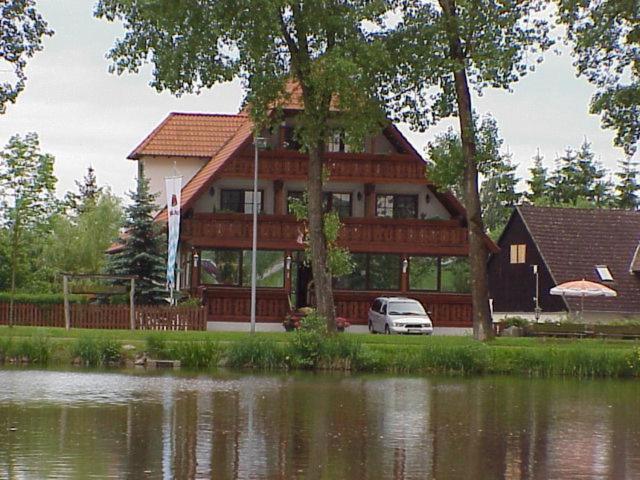 See-Hotel Storchenmuehle, Fichtenau, Германия