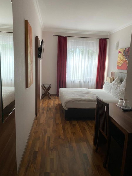 Hotel Isabella, Frankfurt/Main, Germany