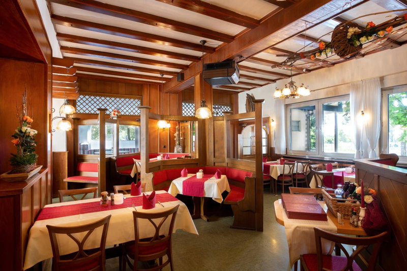 Hotel Zum Rosengarten, Darmstadt, Germany