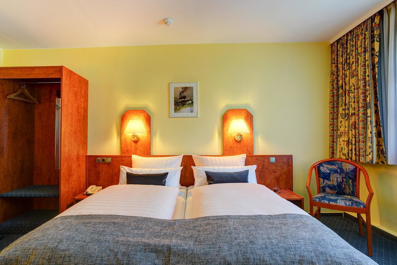 Hotel Elbinsel free parking, Hamburg, Germany