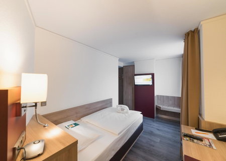 Hotel Gustav-Stresemann-Institut, Bonn, Germany