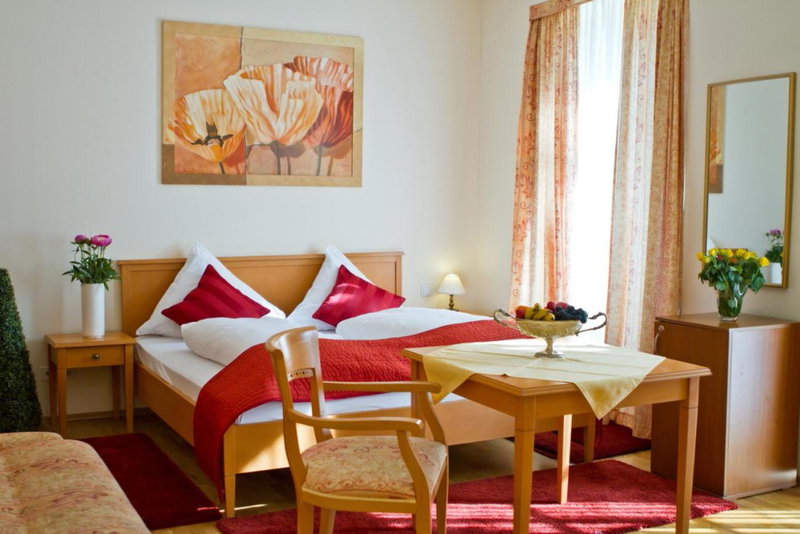 Hotel Zum Goldenen Löwen, Baden-Baden, Germany