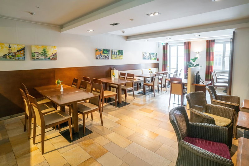 Altstadthotel Grauer Wolf, Erlangen, Alemania