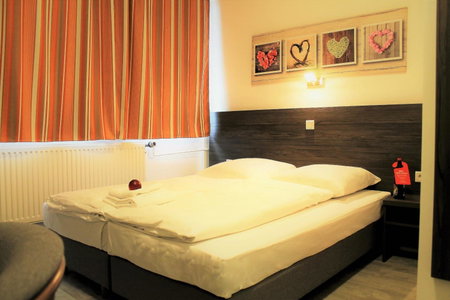 Pionier Hotel Hamburg Wandsbek 24H Self Check-in, Hamburg, Alemania