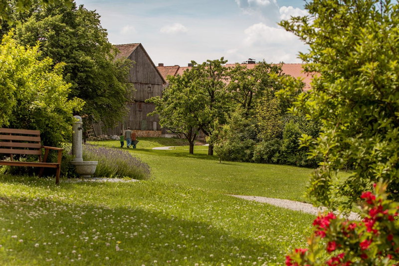 Hollerhöfe - Zu Gast im Dorf Betriebsgesellschaft mbH, Kemnath, Germany