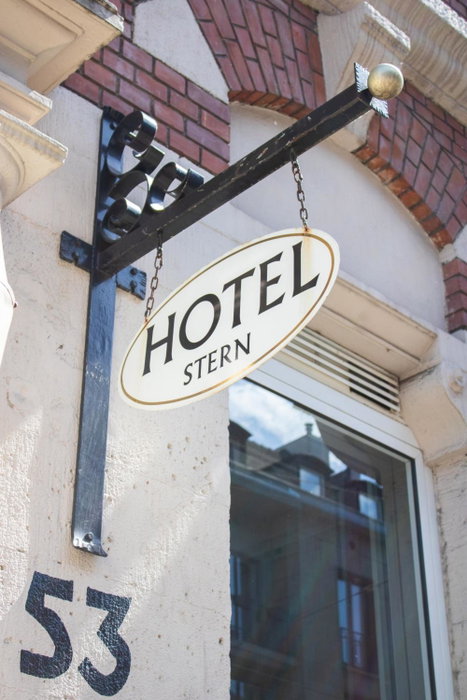Hotel Stern - Self Check-In, Düsseldorf, Германия