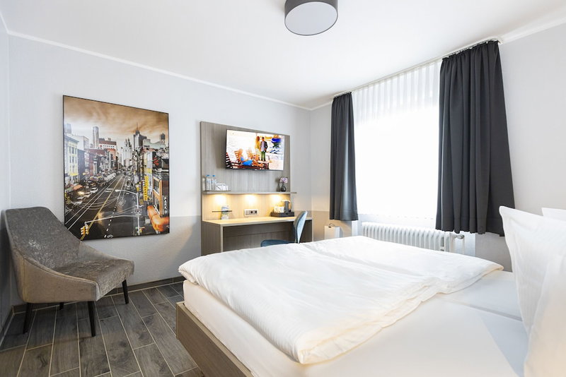 Hotel Haus Fück, Leverkusen, Germany