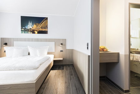 Hotel Haus Fück, Leverkusen, Germany