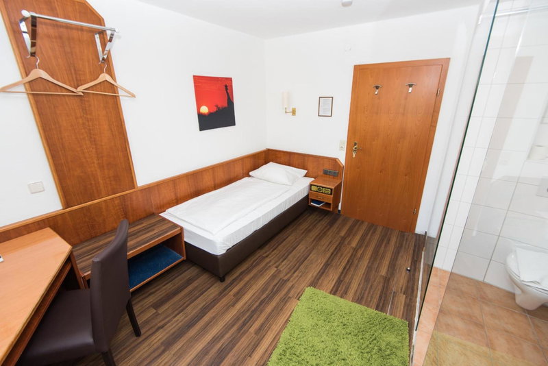 Hotel am Friedensplatz, Stuttgart, Германия