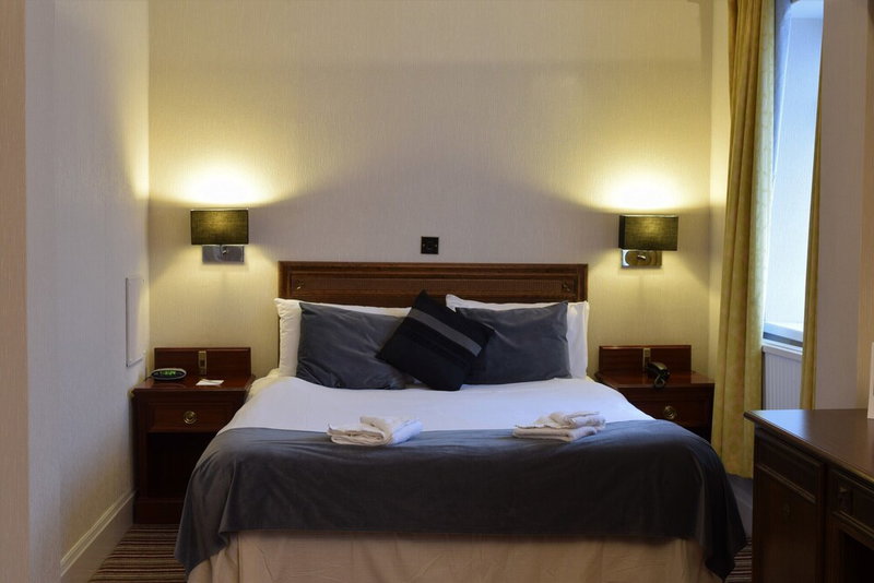 The Rose and Crown Hotel – Tonbridge, Tonbridge, United Kingdom