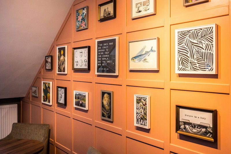 Almondsbury Inn & Lounge, Bristol, United Kingdom