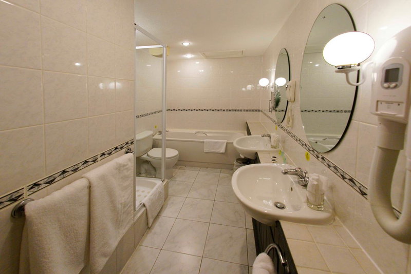 Three Queens Hotel, Burton upon Trent, United Kingdom
