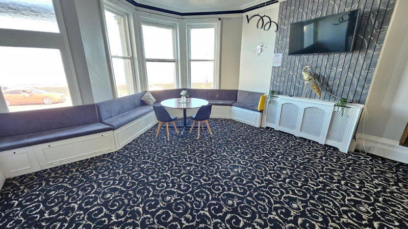 OYO Marine Parade Hotel, Eastbourne Pier, Eastbourne, United Kingdom